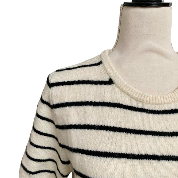 H&M Cream Black Striped Short Sleeve Knit Sweater Small - Picture 2 of 12